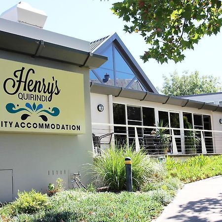 Henry'S Quirindi Hotel Luaran gambar