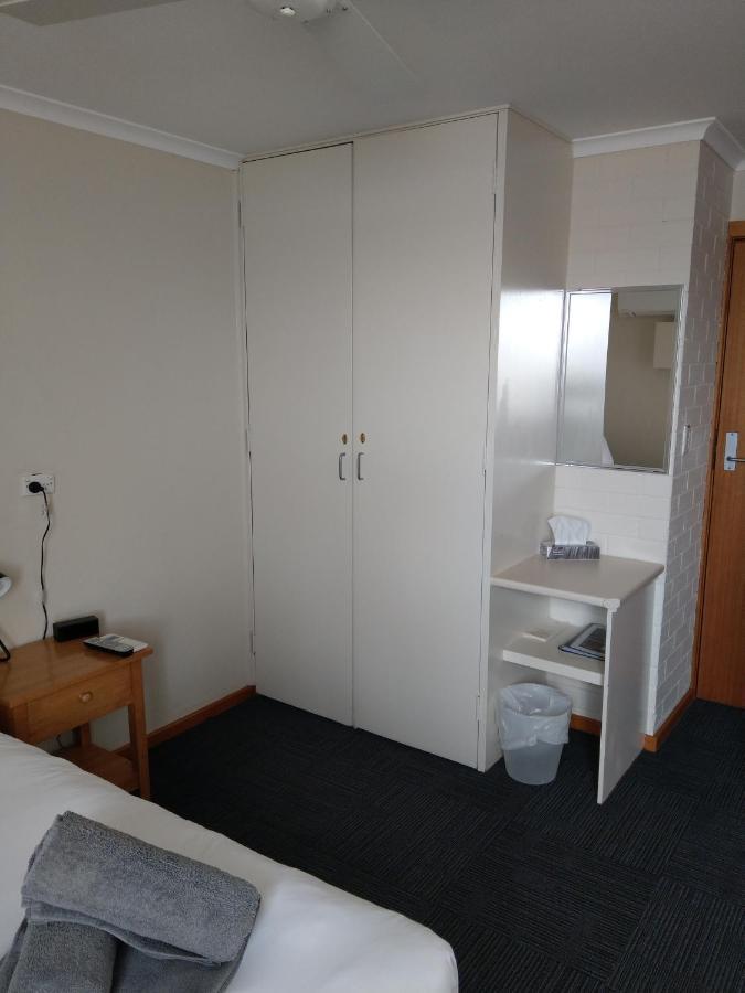 Henry'S Quirindi Hotel Luaran gambar