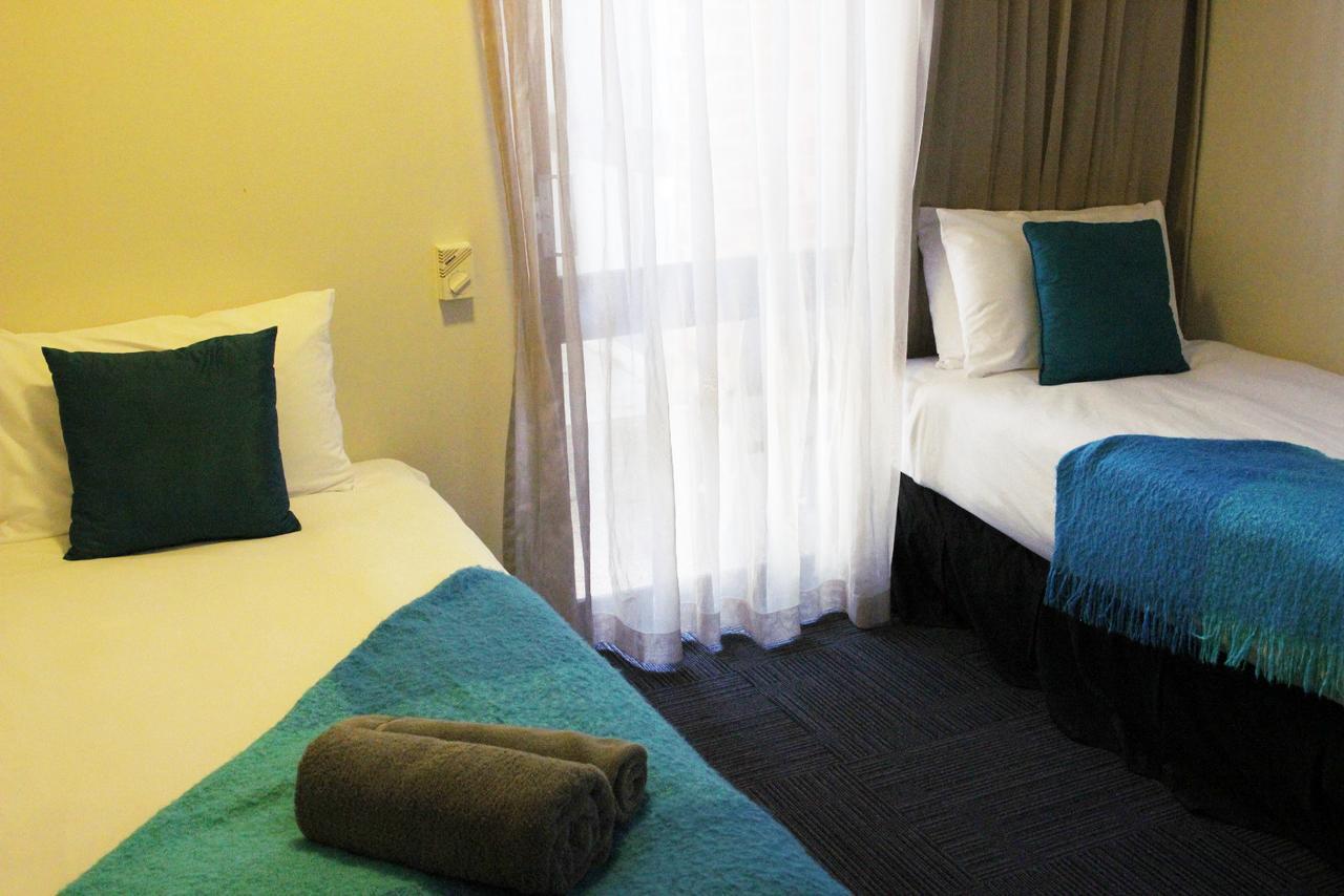 Henry'S Quirindi Hotel Luaran gambar